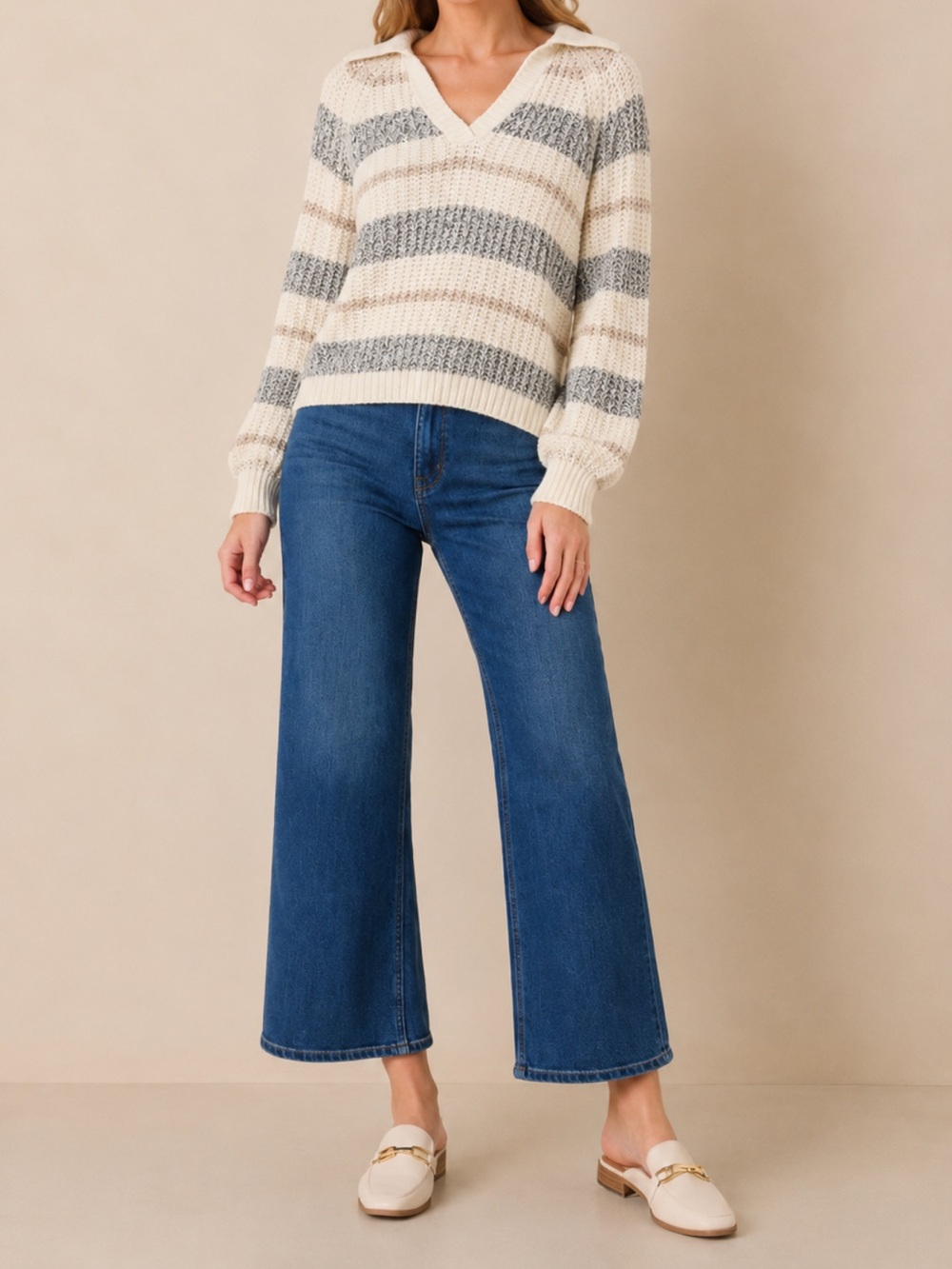 Universal Thread V-Neck Sweater - Cream and Gray